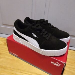 Puma womens size 8